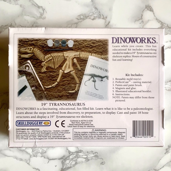 DINOWORKS Dinosaur Dig Kits (set of 2) BNIB - Picture 2 of 4